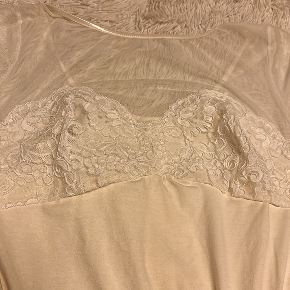 1960’s DeLaRose Cream Lace bodysuit - Picture 5 of 10